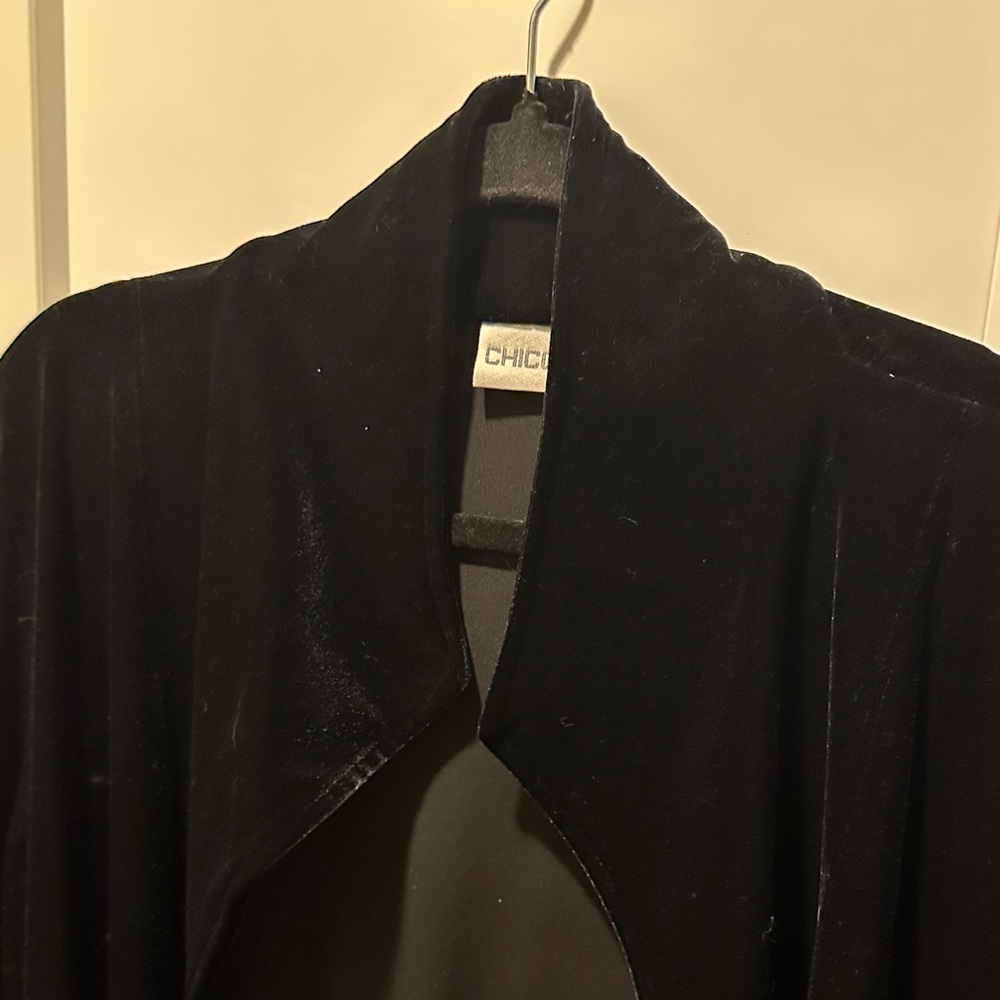 NWOT Chico's Elegant Black Velvet Coat - Picture 4 of 6